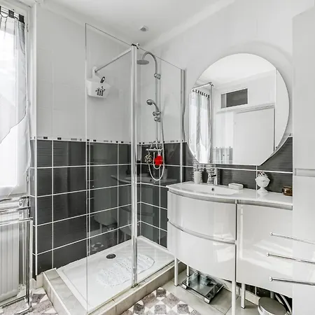 Charming In Heart Of Dax, Cleaning Included Dax