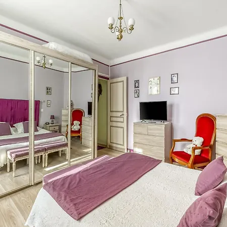 Charming Town Centre House With Garden, Cleaning Included Dax
