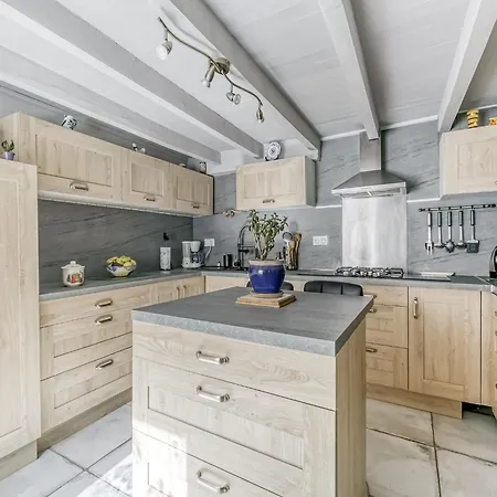 Holiday home Charming Town Centre House With Garden, Cleaning Included