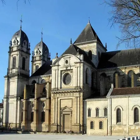 Charming In Heart Of Dax, Cleaning Included